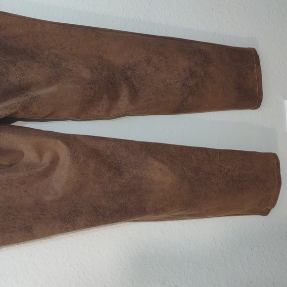SLIGHTLY USED CHICO'S SUEDE-LOOK PANTS COLOR BROWN SIZE 12R-2R - Picture 10 of 12